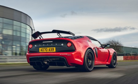2021 Lotus Exige Sport 420 Final Edition Rear Three-Quarter Wallpapers 450x275 (17)