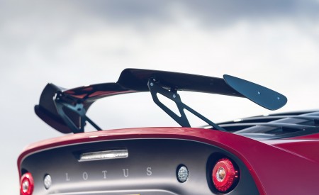 2021 Lotus Exige Sport 420 Final Edition Spoiler Wallpapers  450x275 (29)