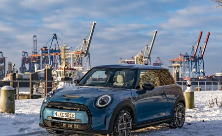 2021 MINI Cooper SE Electric Front Three-Quarter Wallpapers 450x275 (45)