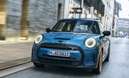 2021 MINI Cooper SE Electric Front Wallpapers 450x275 (31)