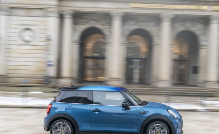 2021 MINI Cooper SE Electric Side Wallpapers  450x275 (38)