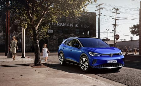 2021 Volkswagen ID.4 1ST Max Front Three-Quarter Wallpapers 450x275 (9)