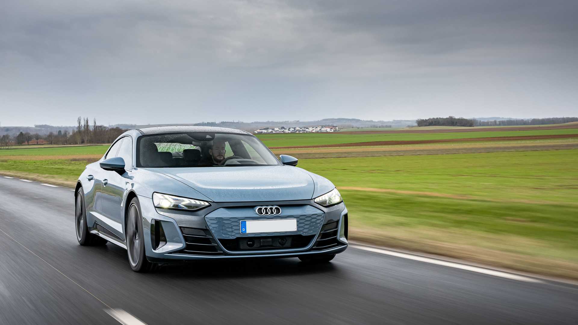 2022 Audi E-Tron GT Quattro (Color: Kemora Gray Metallic) Front Wallpapers (1)