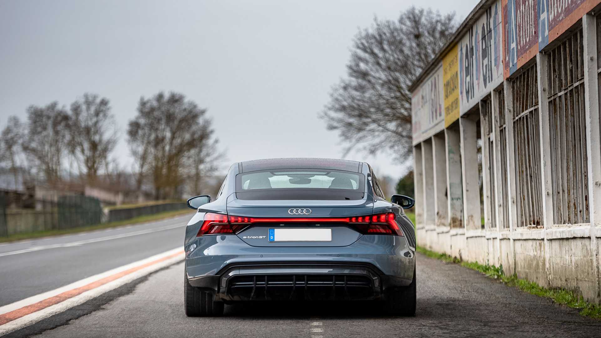 2022 Audi E-Tron GT Quattro (Color: Kemora Gray Metallic) Rear Wallpapers (15)