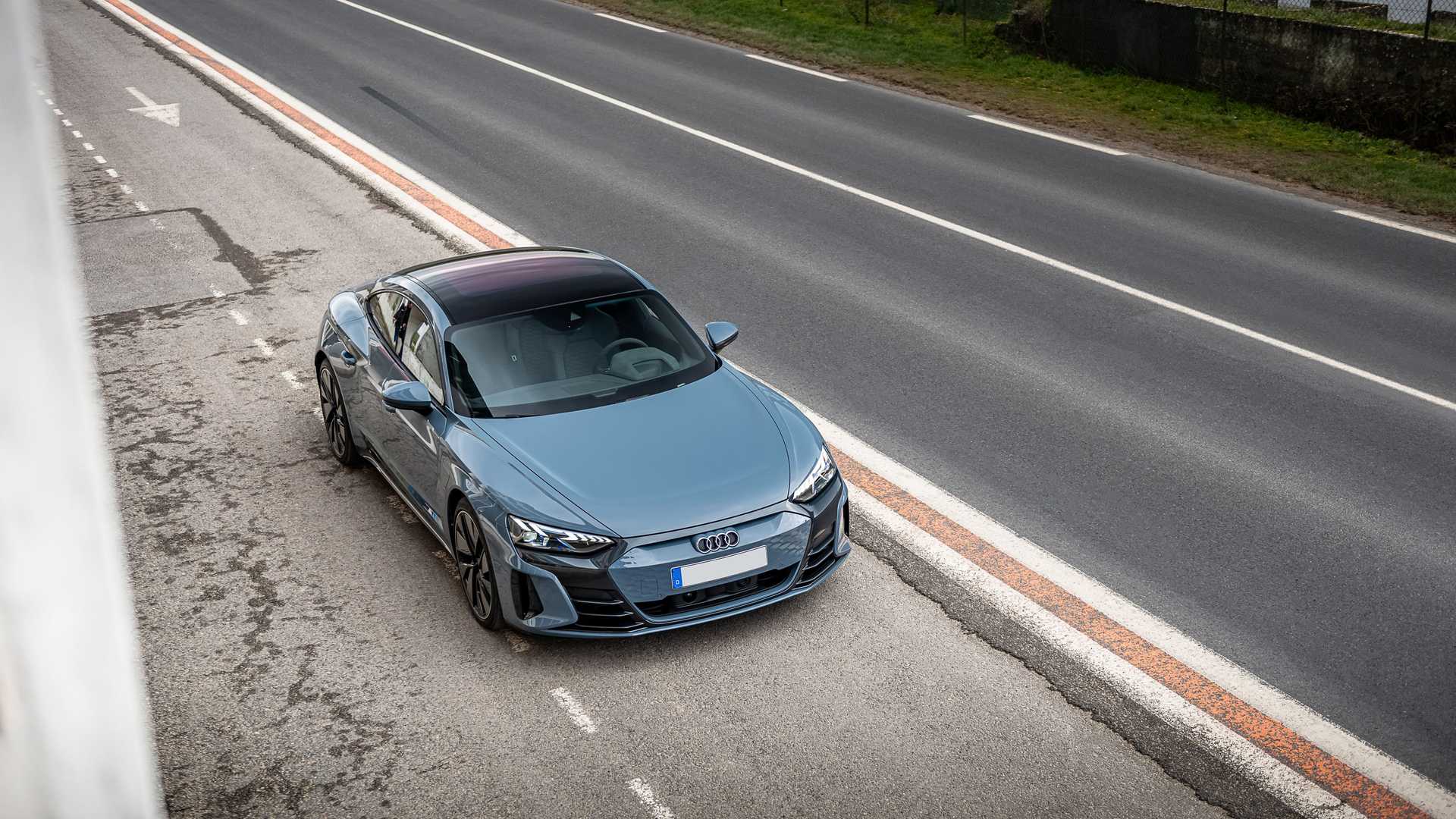 2022 Audi E-Tron GT Quattro (Color: Kemora Gray Metallic) Top Wallpapers (7)