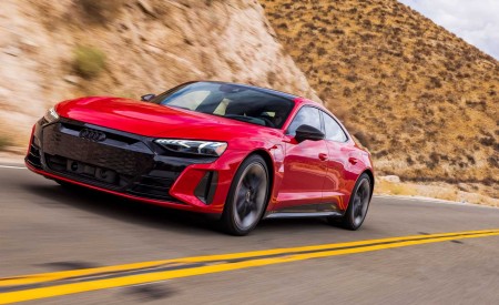 2022 Audi RS E-Tron GT (Color: Tango Red Metallic) Front Three-Quarter Wallpapers 450x275 (86)