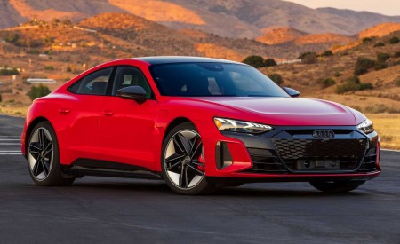 2022 Audi RS E-Tron GT (Color: Tango Red Metallic) Front Three-Quarter Wallpapers 450x275 (90)