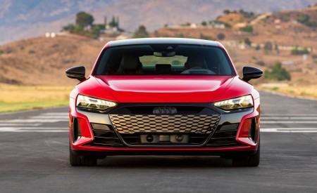 2022 Audi RS E-Tron GT (Color: Tango Red Metallic) Front Wallpapers 450x275 (91)