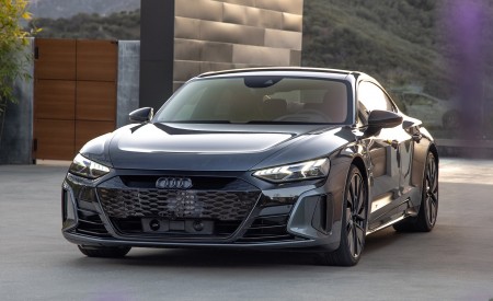 2022 Audi RS e-tron GT Front Wallpapers  450x275 (24)
