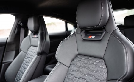 2022 Audi RS e-tron GT Interior Front Seats Wallpapers 450x275 (127)