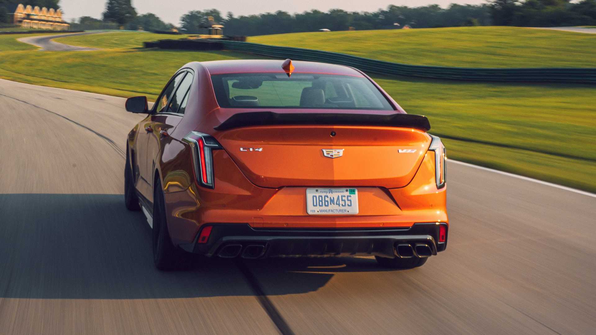 2022 Cadillac CT4-V Blackwing (Color: Blaze Orange Metallic) Rear Wallpapers (10)