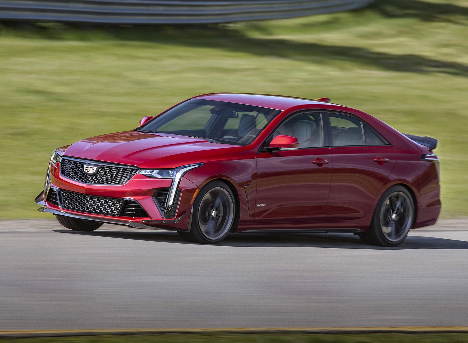 2022 Cadillac CT4-V Blackwing (Color: Infrared Tintcoat) Front Three-Quarter Wallpapers (5)