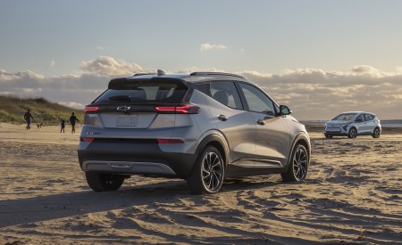 2022 Chevrolet Bolt EUV Rear Three-Quarter Wallpapers 450x275 (7)