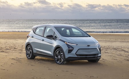 2022 Chevrolet Bolt EV Front Three-Quarter Wallpapers  450x275 (4)