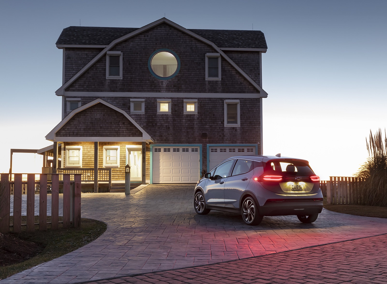 2022 Chevrolet Bolt EV Rear Three-Quarter Wallpapers  (13)