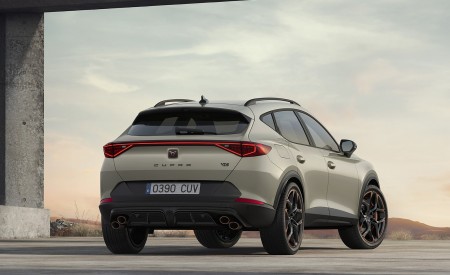 2022 Cupra Formentor VZ5 (Color: Tayga Grey) Rear Three-Quarter Wallpapers 450x275 (5)