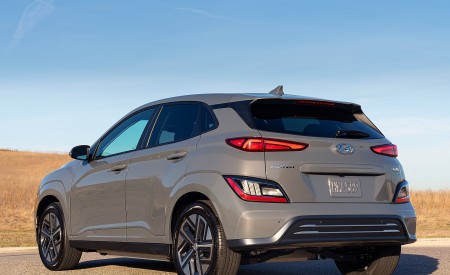 2022 Hyundai Kona Electric Rear Three-Quarter Wallpapers 450x275 (7)