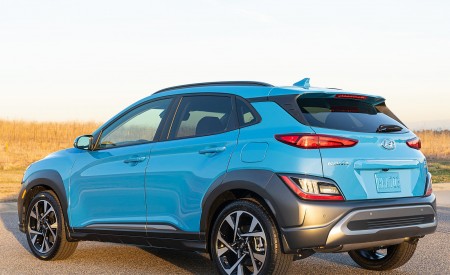 2022 Hyundai Kona Limited Rear Three-Quarter Wallpapers 450x275 (10)