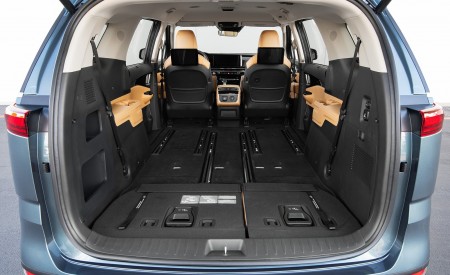 2022 Kia Carnival Trunk Wallpapers  450x275 (68)