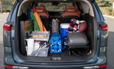 2022 Kia Carnival Trunk Wallpapers  450x275 (69)