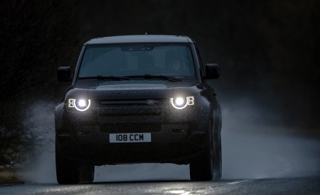 2022 Land Rover Defender V8 90 Front Wallpapers  450x275 (15)