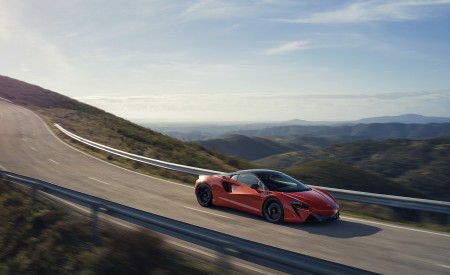 2022 McLaren Artura Front Three-Quarter Wallpapers 450x275 (7)