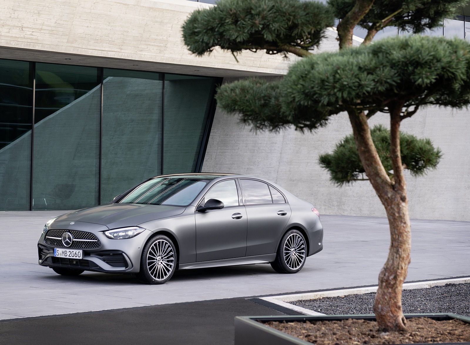 2022 Mercedes-Benz C-Class (Color: Selenite Grey Magno) Front Three-Quarter Wallpapers (15)