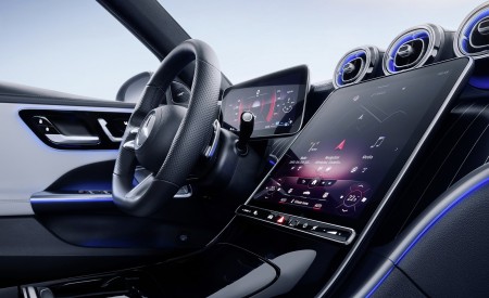 2022 Mercedes-Benz C-Class Wagon T-Model Central Console Wallpapers 450x275 (48)