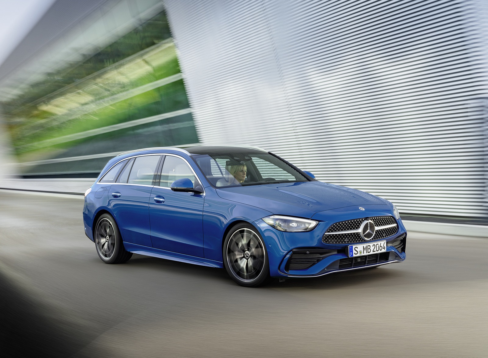2022 Mercedes-Benz C-Class Wagon T-Model (Color: Spectral Blue) Front Three-Quarter Wallpapers (12)