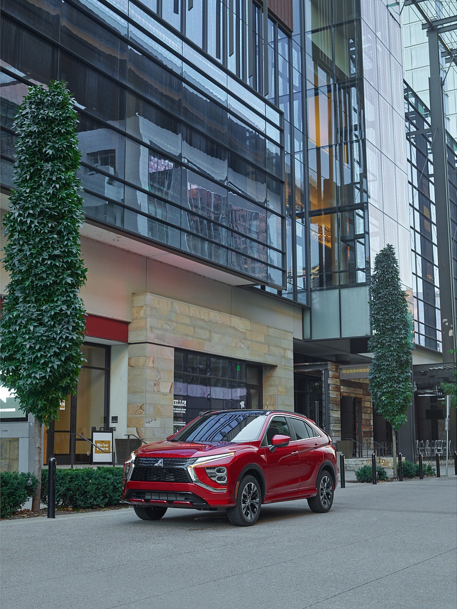 2022 Mitsubishi Eclipse Cross Front Three-Quarter Wallpapers (15)