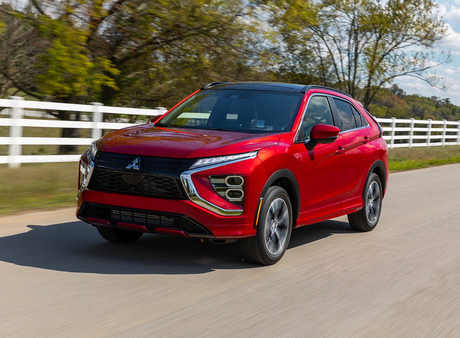 2022 Mitsubishi Eclipse Cross Front Three-Quarter Wallpapers (1)