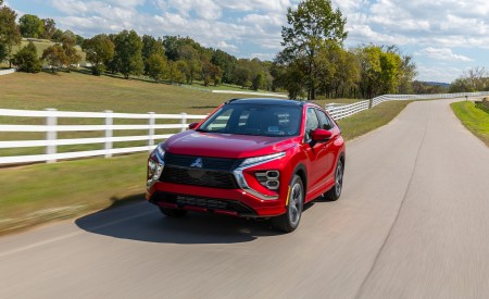 2022 Mitsubishi Eclipse Cross Front Wallpapers 450x275 (3)