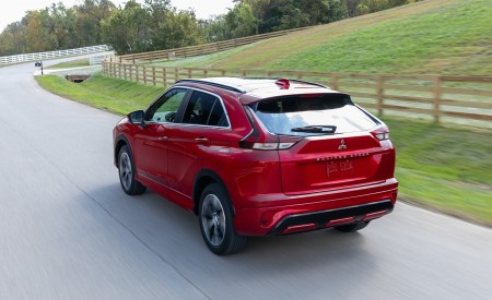 2022 Mitsubishi Eclipse Cross Rear Three-Quarter Wallpapers 450x275 (8)