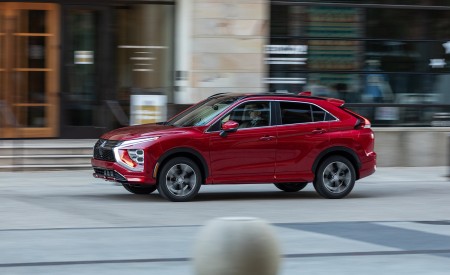 2022 Mitsubishi Eclipse Cross Side Wallpapers 450x275 (9)