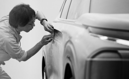 2022 Mitsubishi Outlander Making Of Wallpapers 450x275 (82)