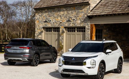 2022 Mitsubishi Outlander Wallpapers 450x275 (24)
