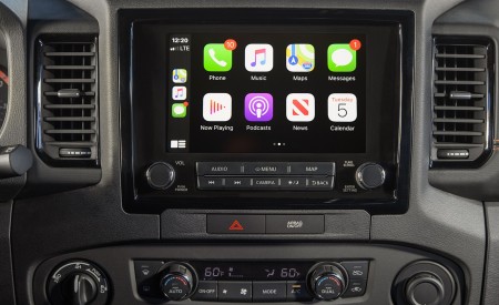 2022 Nissan Frontier Central Console Wallpapers 450x275 (36)