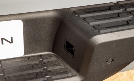 2022 Nissan Frontier Detail Wallpapers 450x275 (20)