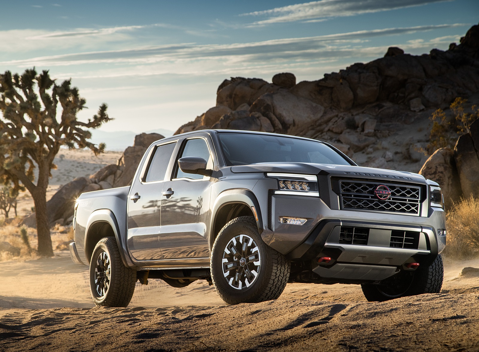 2022 Nissan Frontier Front Three-Quarter Wallpapers (4)