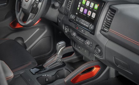 2022 Nissan Frontier Interior Detail Wallpapers 450x275 (30)
