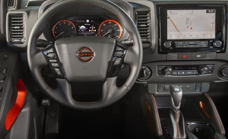 2022 Nissan Frontier Interior Wallpapers  450x275 (24)