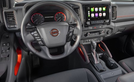 2022 Nissan Frontier Interior Wallpapers  450x275 (23)