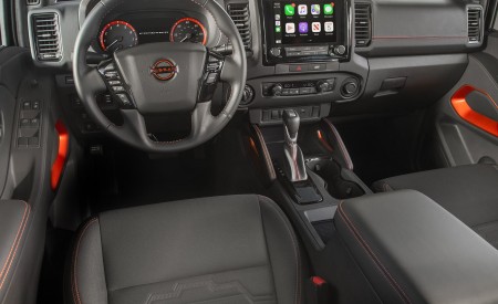 2022 Nissan Frontier Interior Wallpapers 450x275 (22)