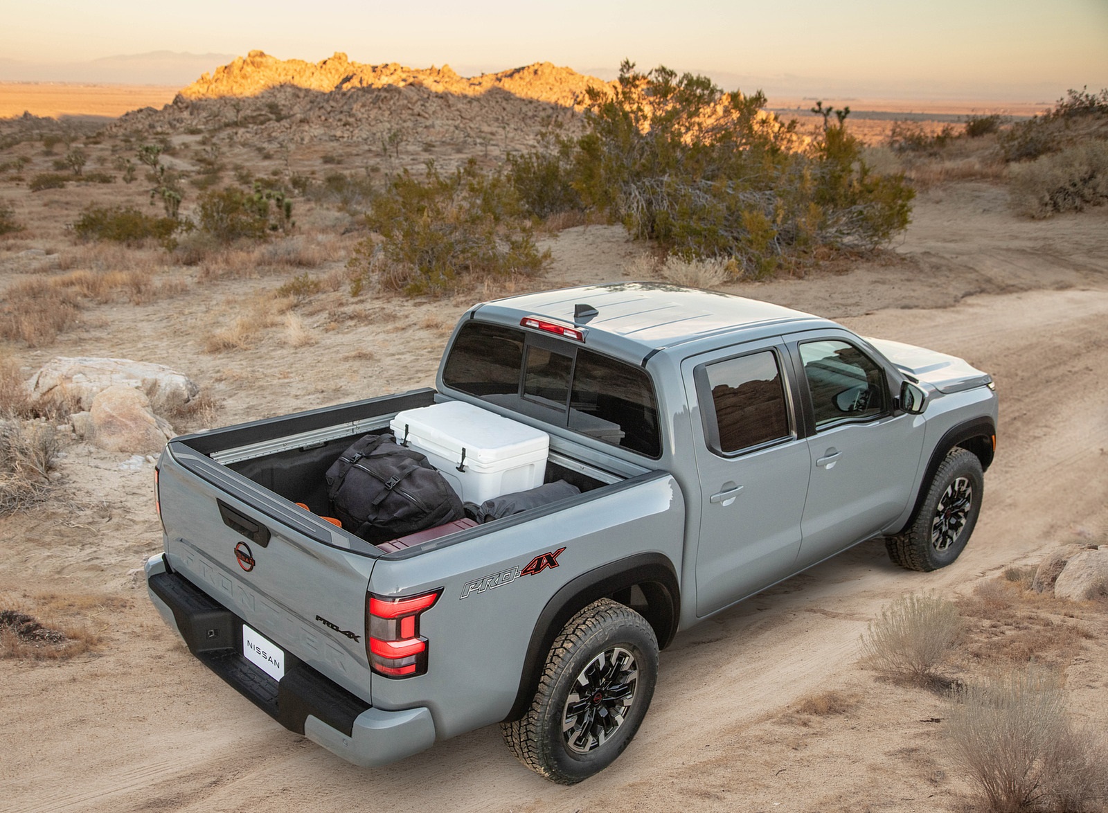 2022 Nissan Frontier Rear Three-Quarter Wallpapers (2)