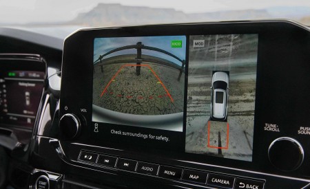 2022 Nissan Pathfinder Central Console Wallpapers  450x275 (26)