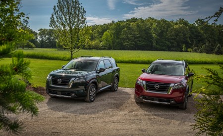 2022 Nissan Pathfinder Front Wallpapers 450x275 (18)