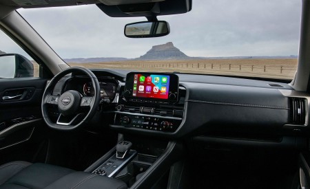 2022 Nissan Pathfinder Interior Wallpapers 450x275 (69)