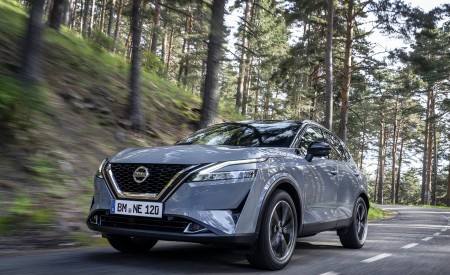 2022 Nissan Qashqai Front Three-Quarter Wallpapers 450x275 (83)