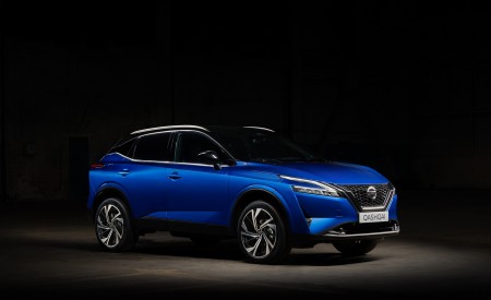 2022 Nissan Qashqai Front Three-Quarter Wallpapers 450x275 (145)
