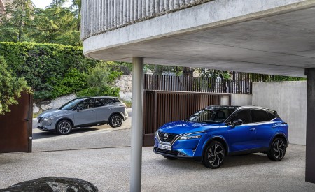 2022 Nissan Qashqai Front Three-Quarter Wallpapers 450x275 (79)